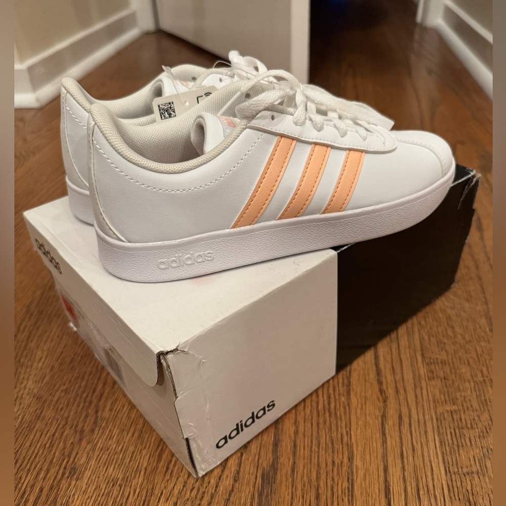 Brand new! Adidas VL Court